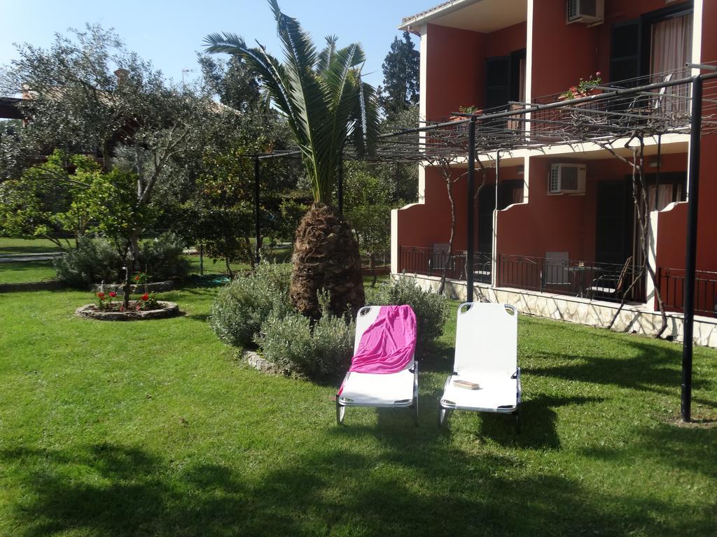Dassia Beach Pension Kültér fotó